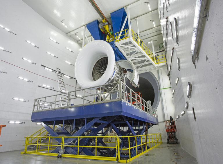 Quad Lift Platform for Jet Engine Test Cell - Autoquip Lifting Solutions
